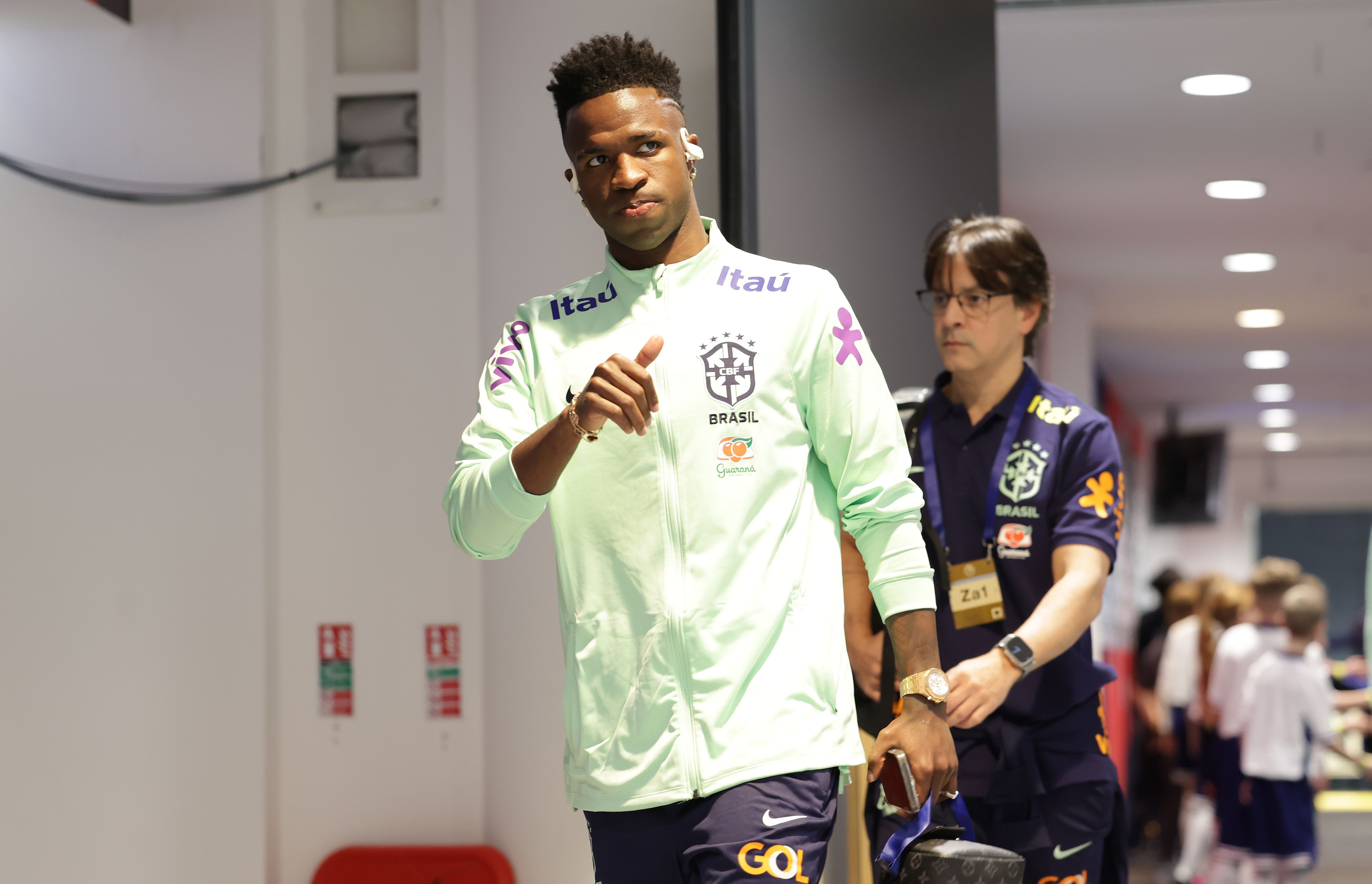 Inglaterra x Brasil: Dorival Jr escala Seleção com cinco estreantes