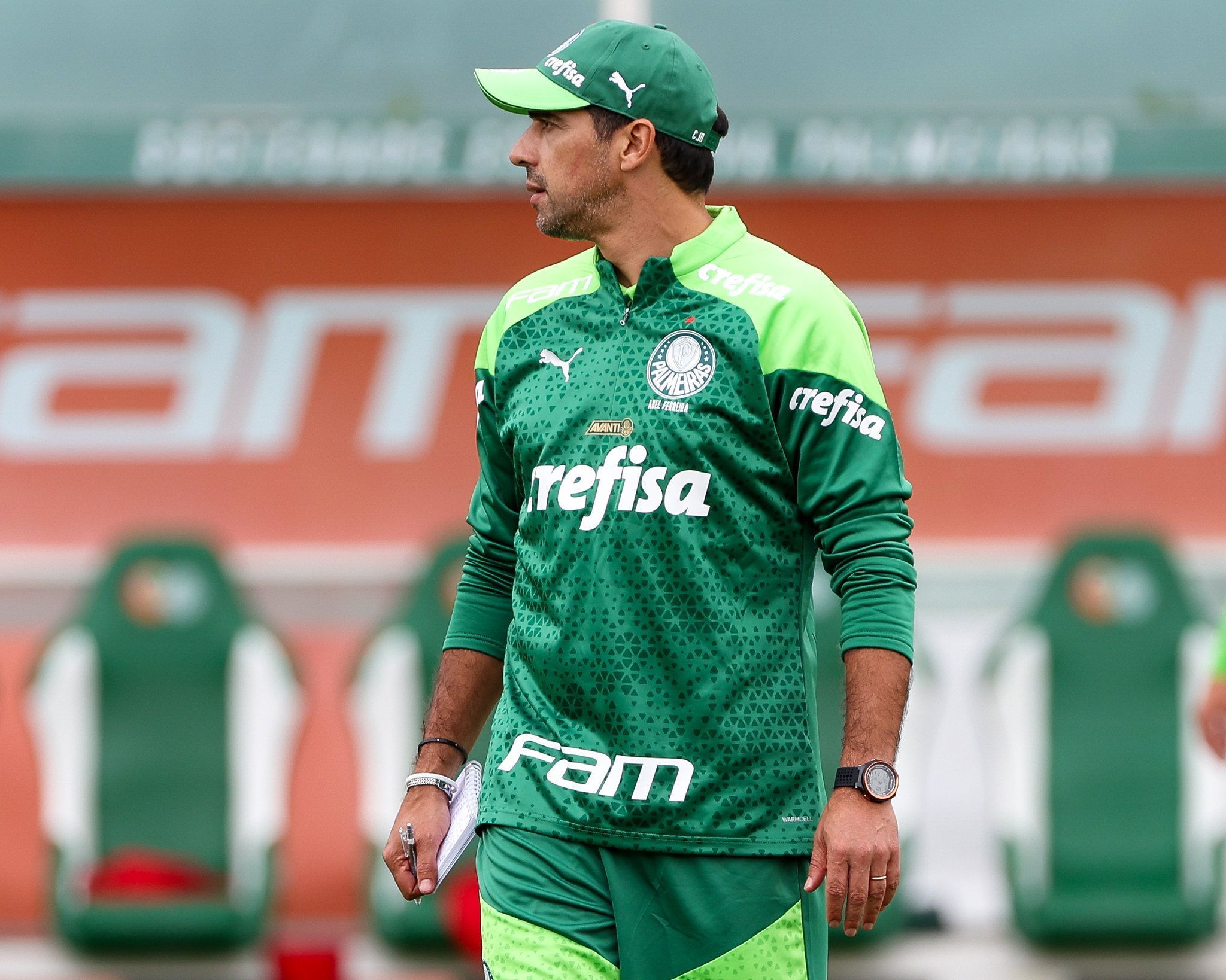Com volta de Abel, Palmeiras faz ajustes para decisão no Paulista