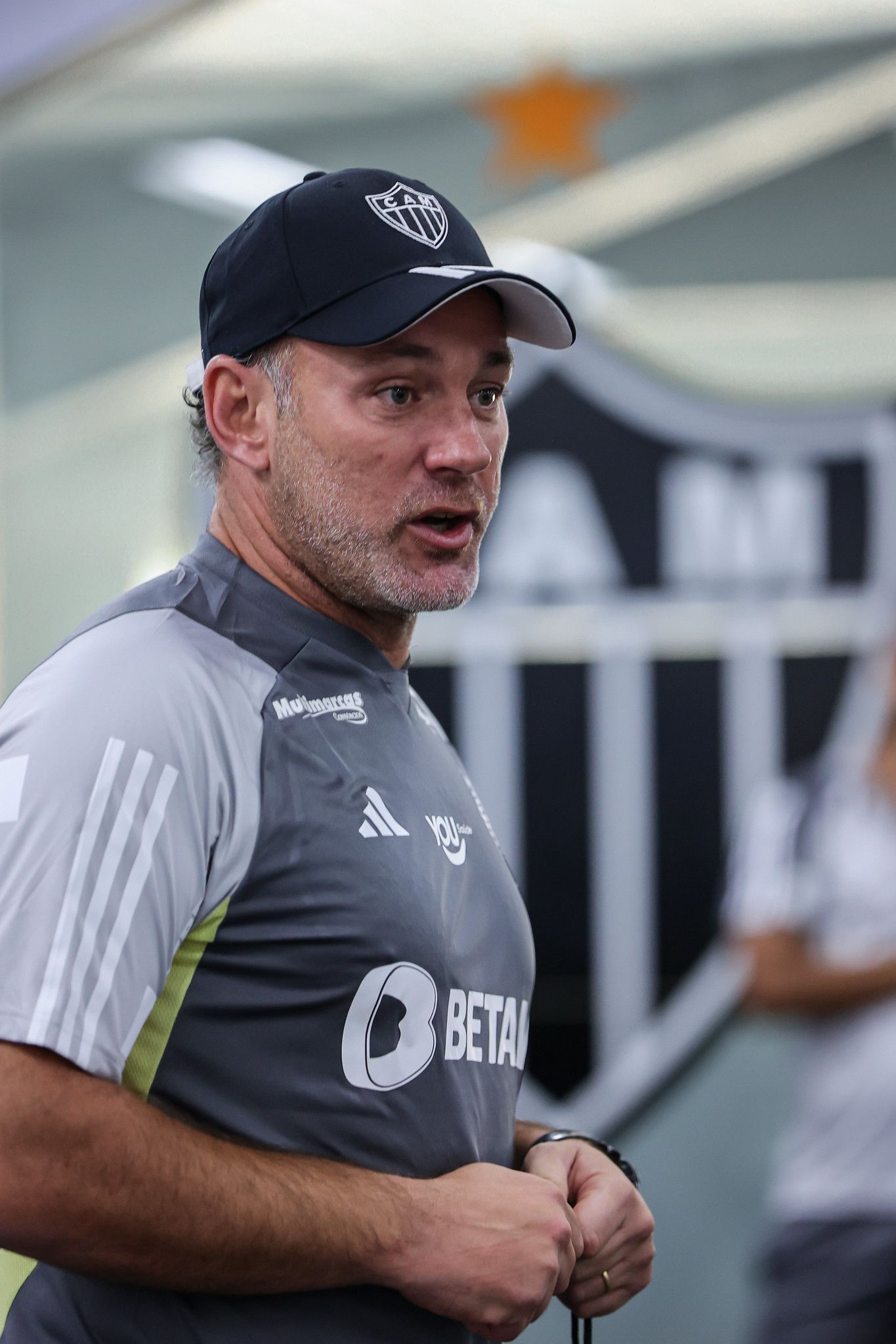 Gabriel Milito, ex-técnico do Atlético, vira prioridade de gigante argentino