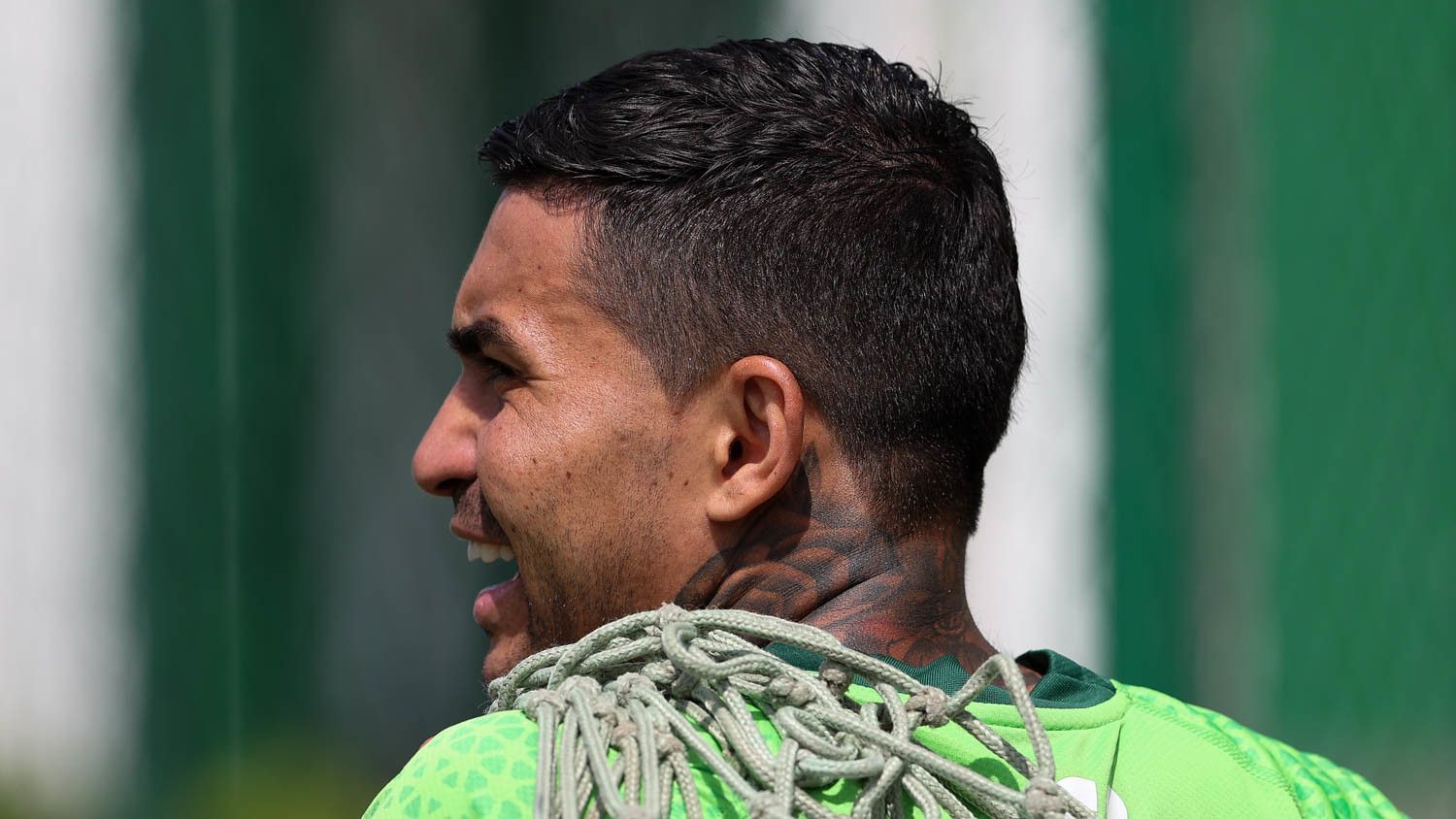 Abel revela quanto tempo o Palmeiras deve ficar sem Dudu após novo problema físico