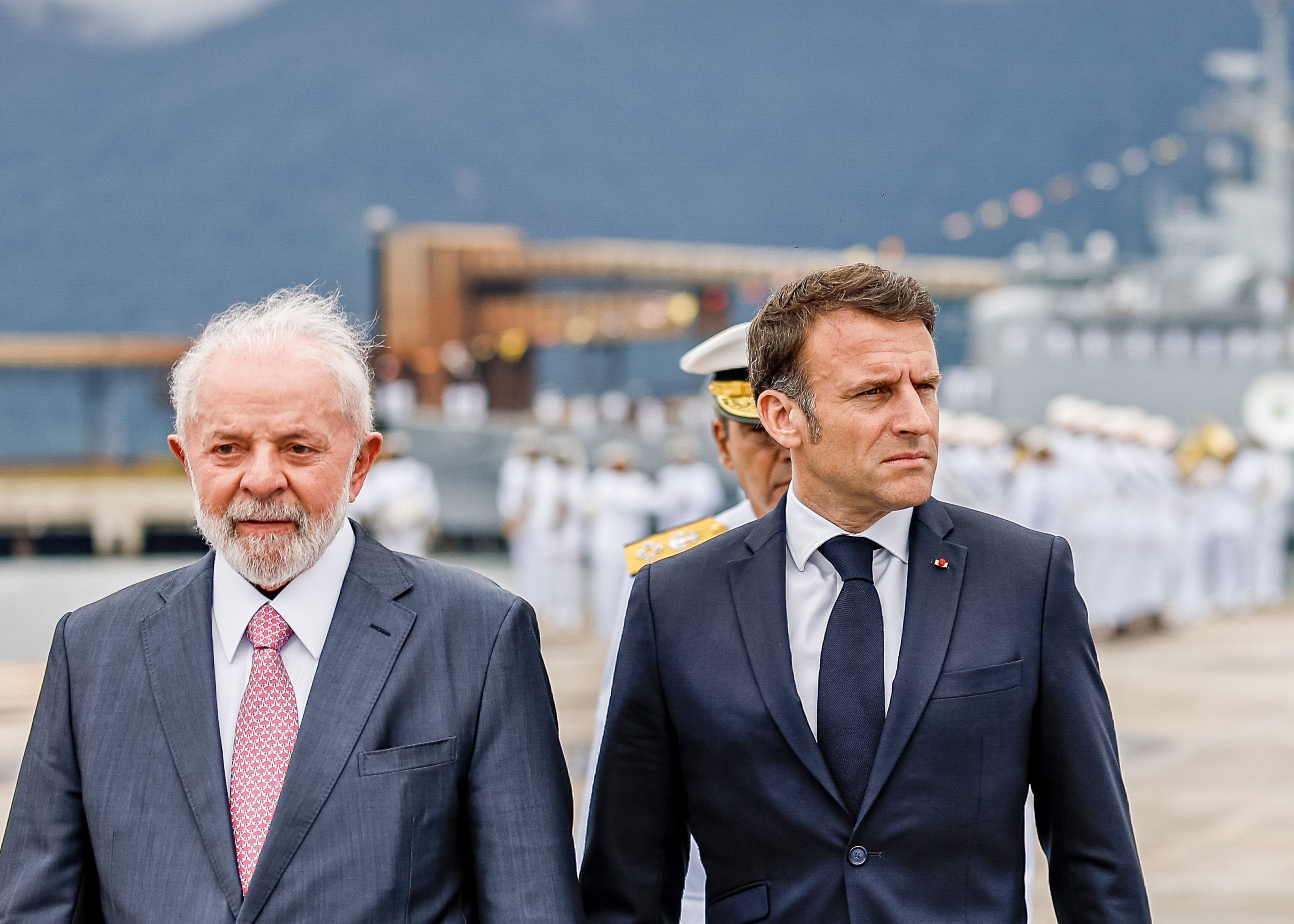 Ao lado de Macron, Lula defende a paz entre judeus e muçulmanos