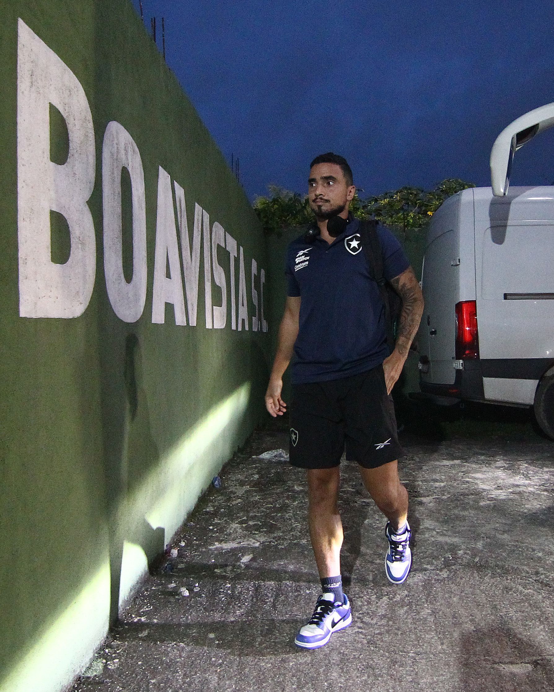 Rafael, do Botafogo, se emociona com volta aos jogos após oito meses