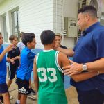 Ronaldo visita Toquinha e emociona jovens da base do Cruzeiro; veja fotos