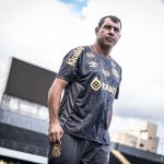 Como Fábio Carille reagiu às vaias da torcida do Santos após empate na Série B