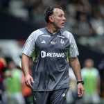 Milito, do Atlético, admite sentimento de derrota após empate com Cruzeiro