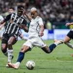 Patrocinador bilionário do Cruzeiro reage a empate e provoca Atlético