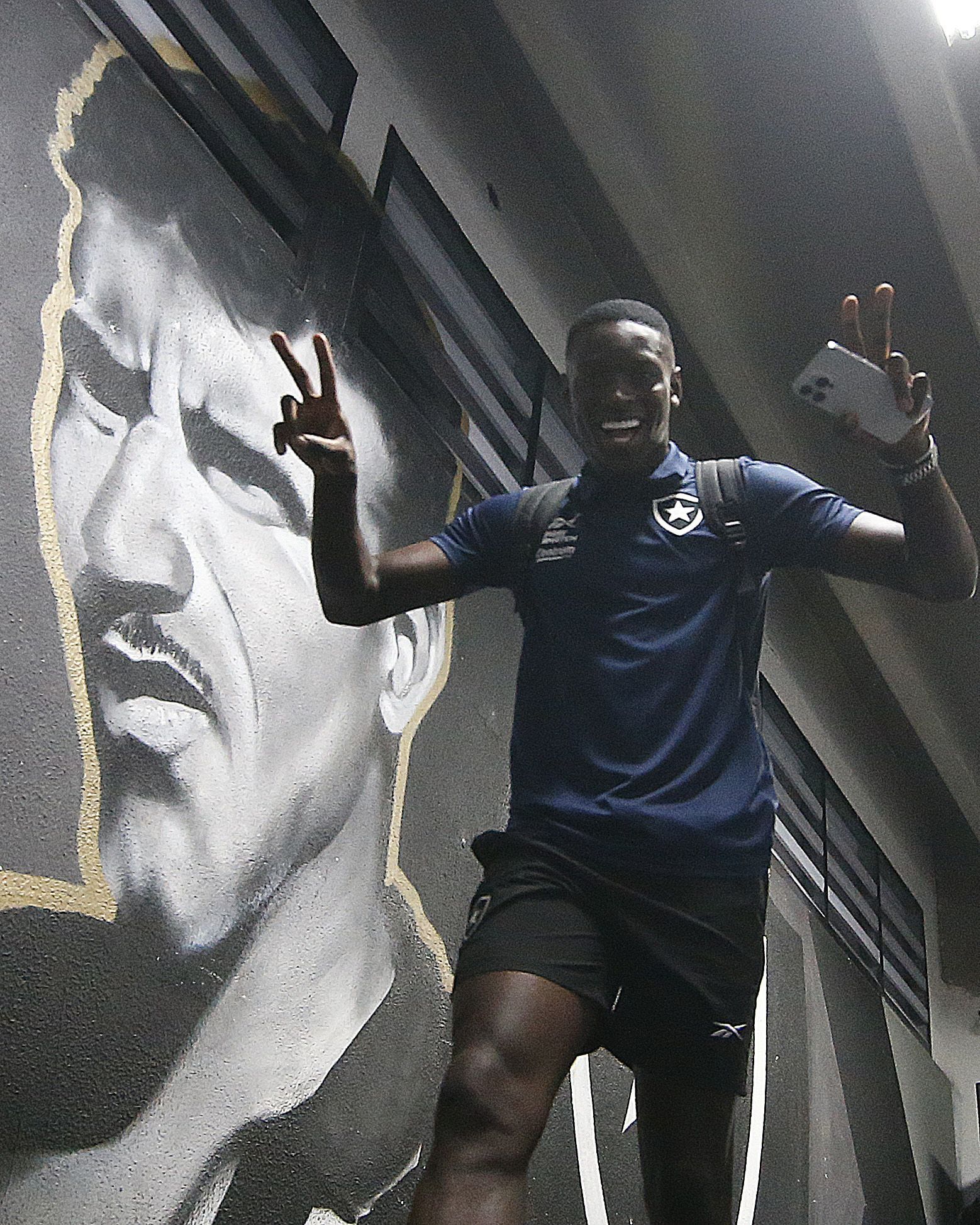 Botafogo: Luiz Henrique é a novidade entre os reservas diante do Boavista