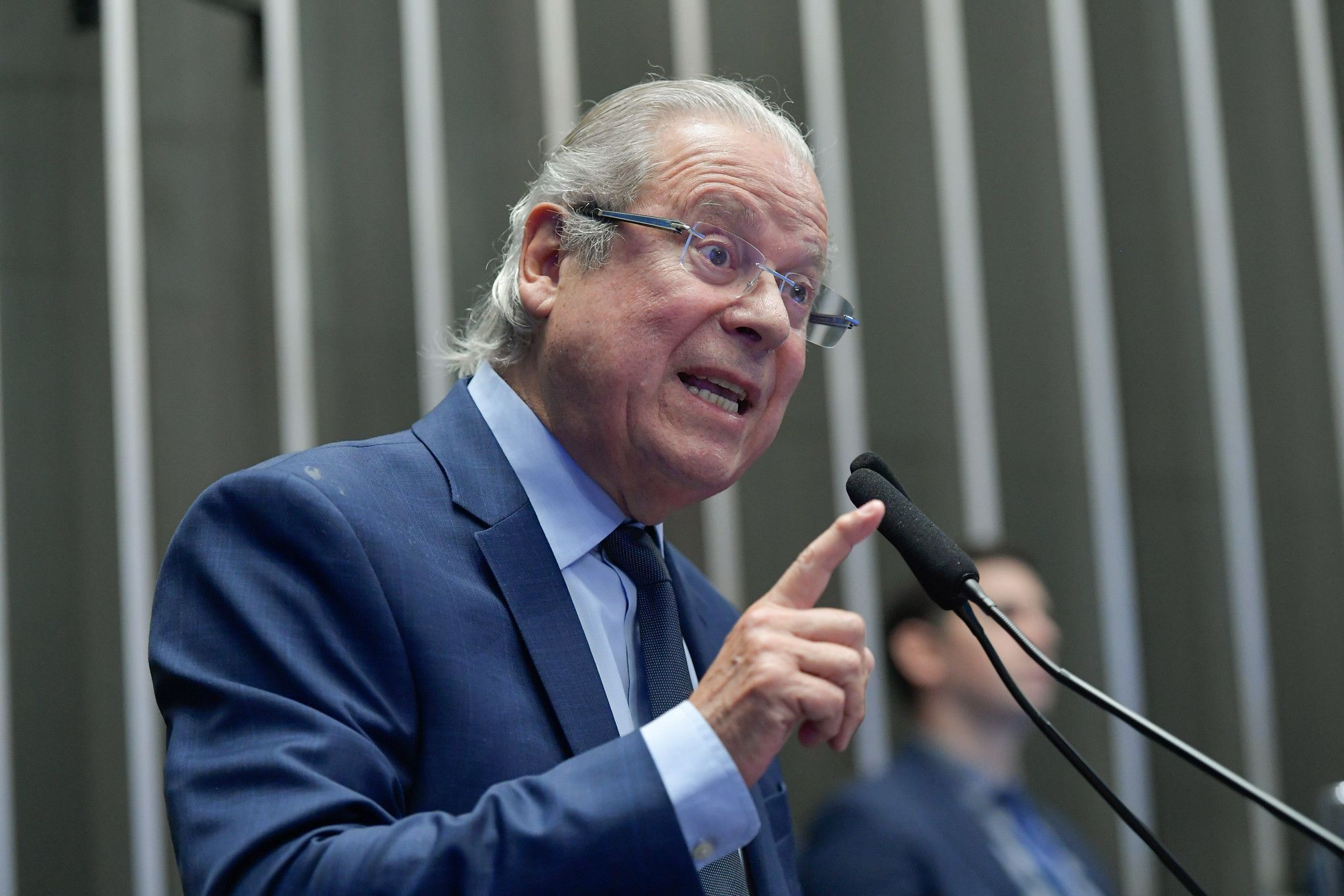 STJ encerra ações da Lava Jato contra José Dirceu, que retoma direitos políticos