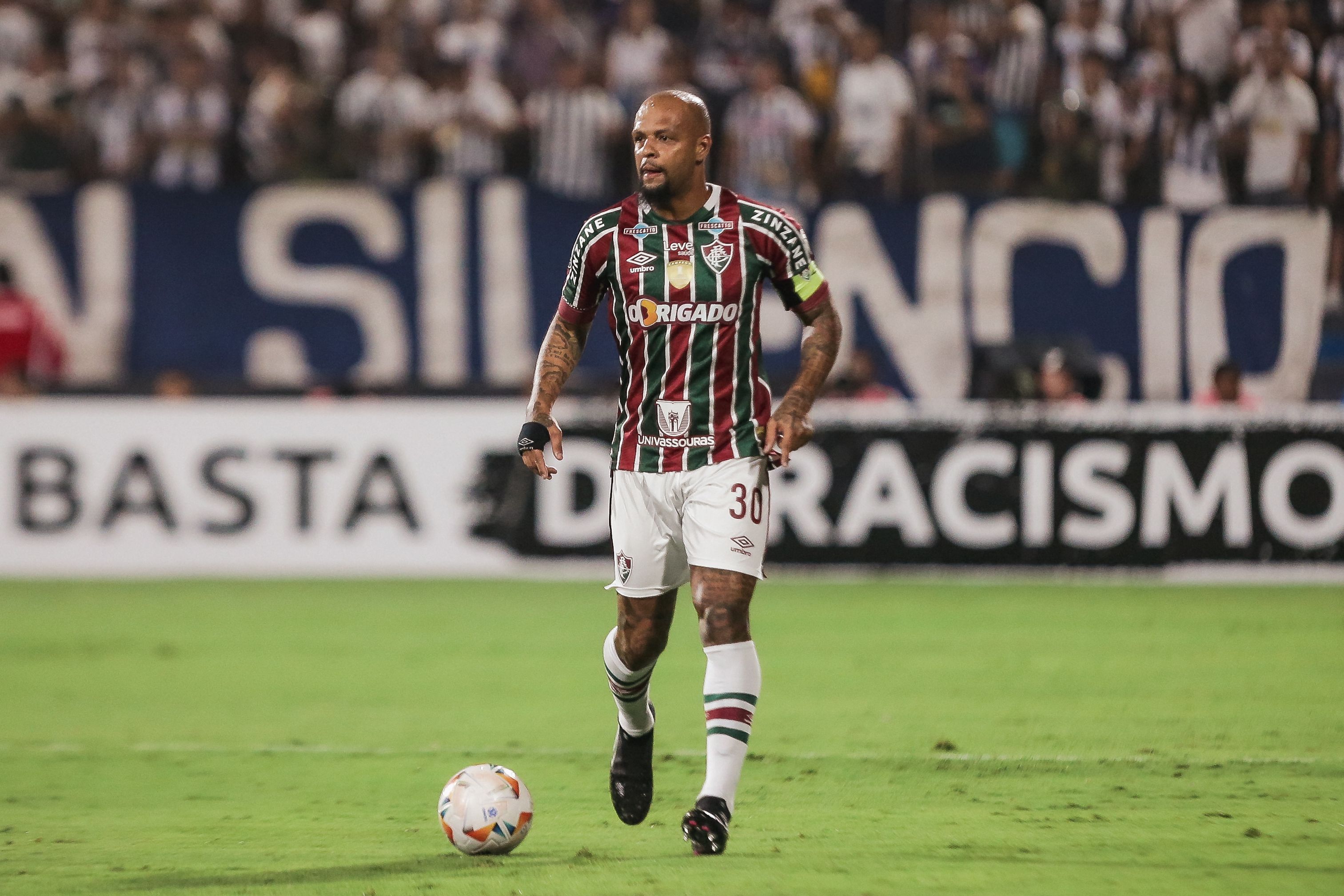 Felipe Melo revela passado flamenguista e proposta antes do Fluminense
