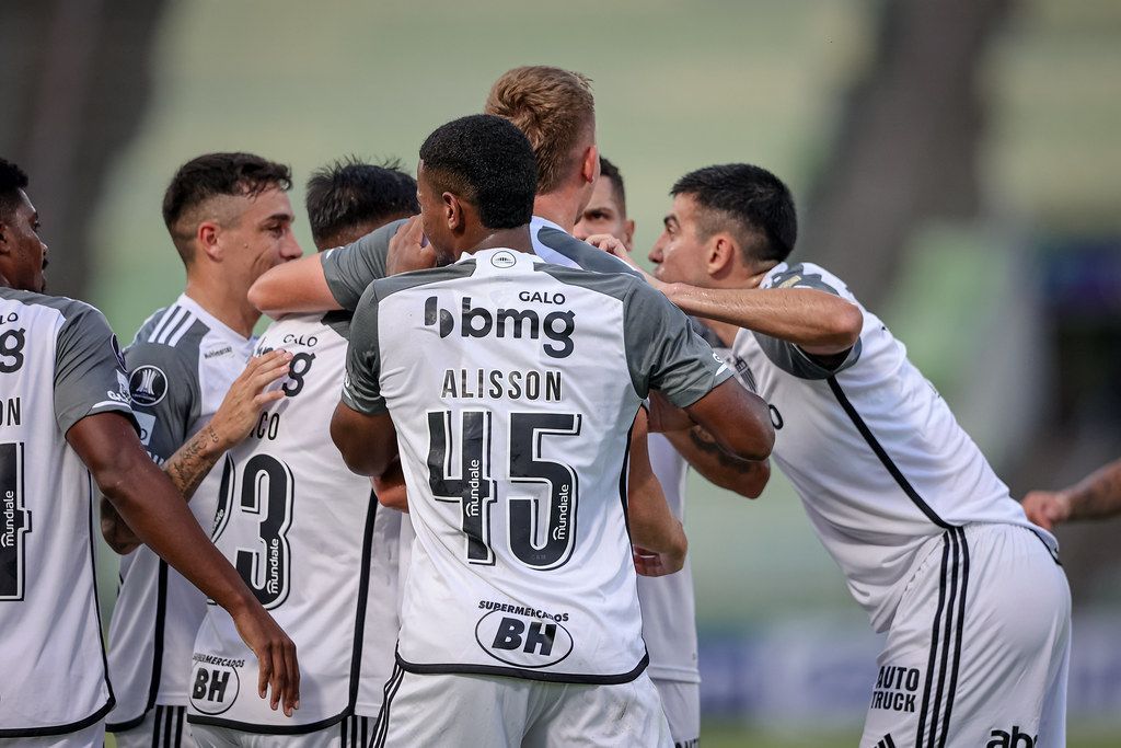 Atlético garante premiação milionária com goleada na Copa Libertadores