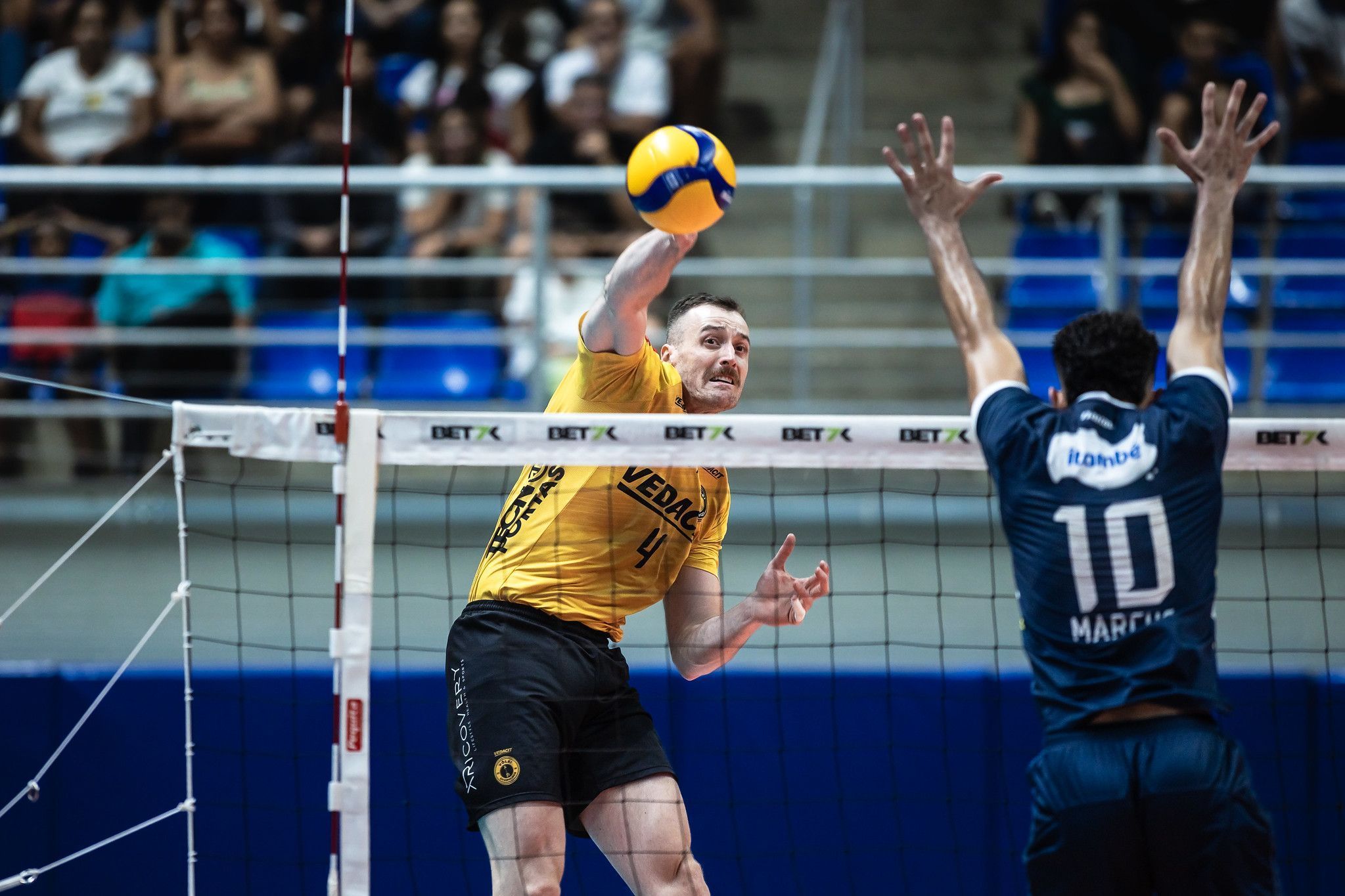 Mercado da Superliga Masculina: Franco deixa Guarulhos e acerta com Araguari
