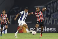 Com nova lesão muscular, Lucas já perdeu quase metade dos jogos do São Paulo neste ano