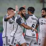 Atlético: como escalação em goleada na Libertadores indica time para o clássico