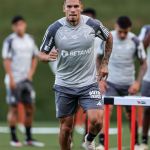 Paulinho, do Atlético, escolhe 'rival ideal' para final da Libertadores; assista