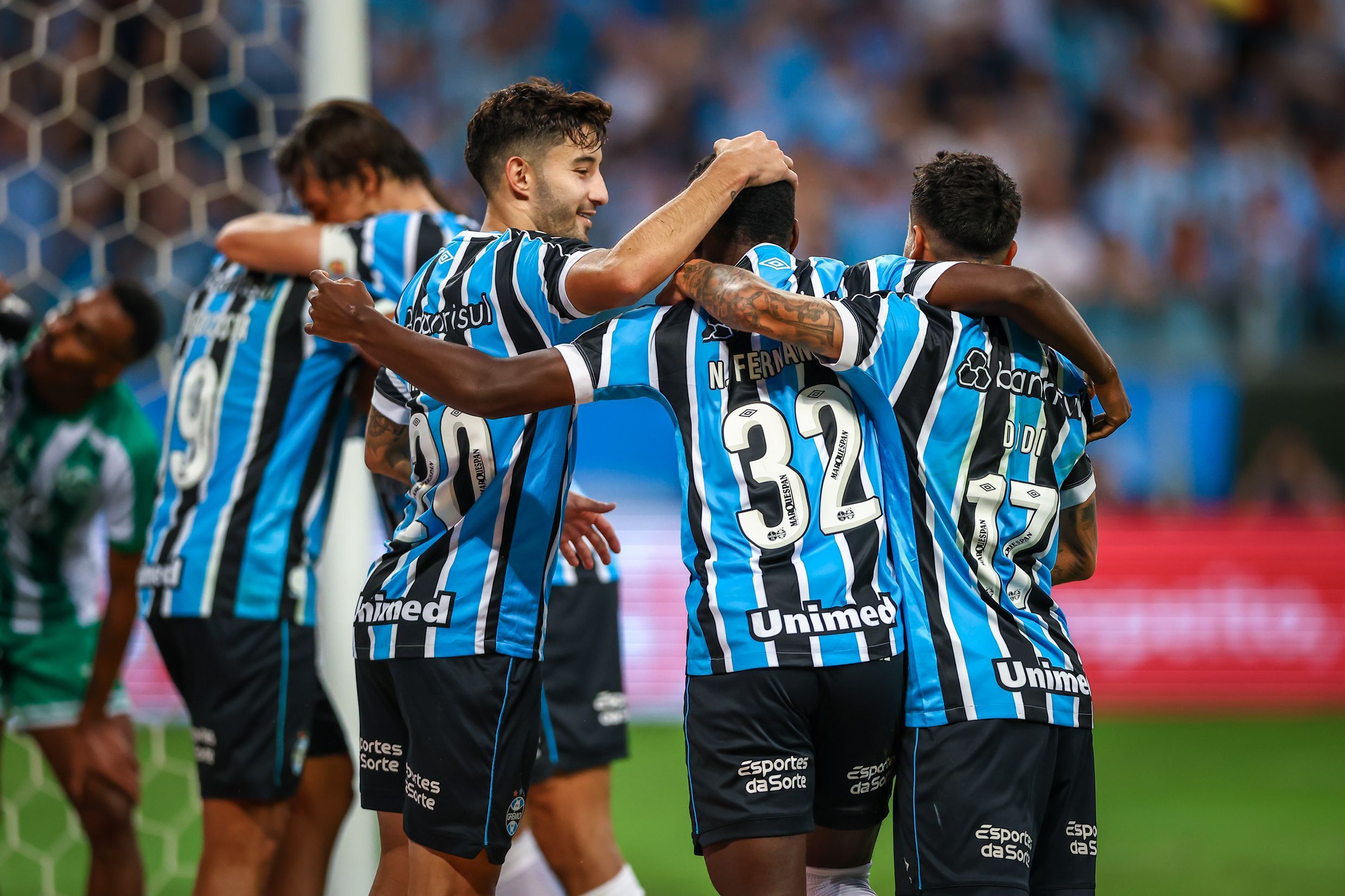 Grêmio tem conversas para negociar jovem promessa com Botafogo