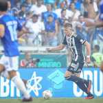 Com edema na coxa, zagueiro é desfalque do Atlético em jogo da Libertadores