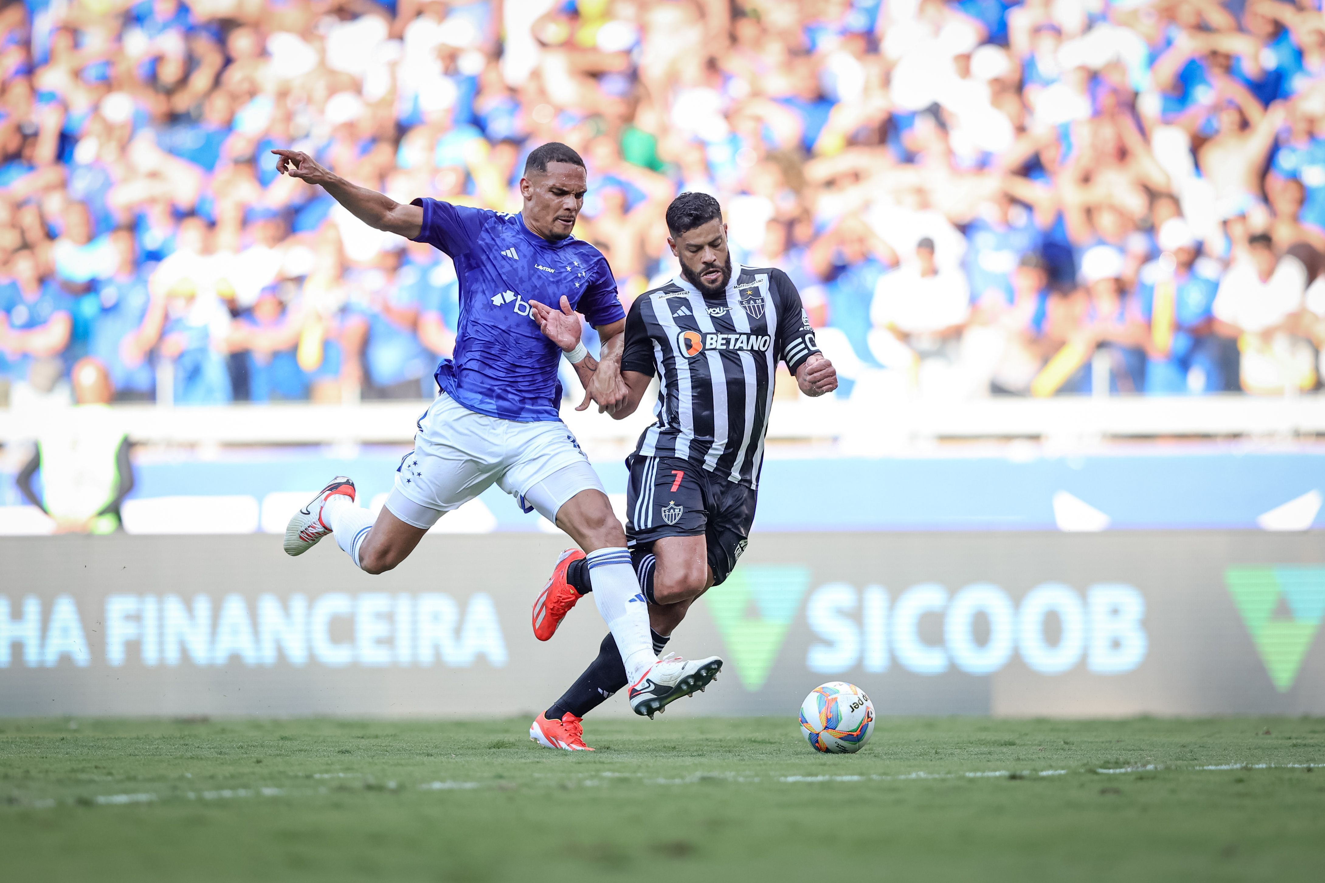 Atlético x Cruzeiro: comentaristas da Globo apontam favorito absoluto