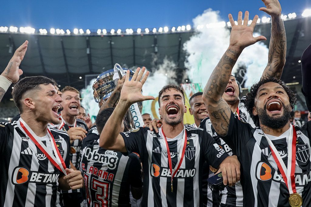 Jogadores do Atlético festejam título no vestiário do Mineirão; veja vídeo