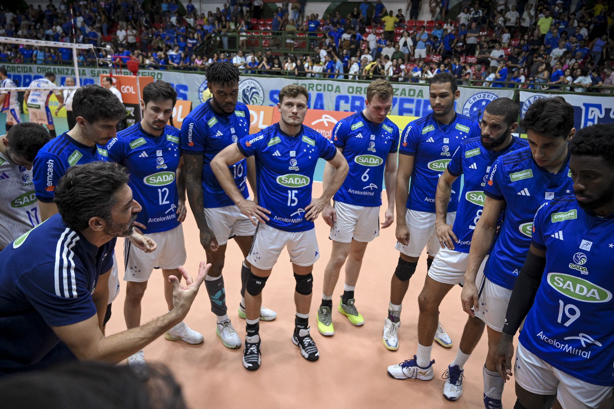 Jogadores do Cruzeiro reagem à eliminação na Superliga Masculina