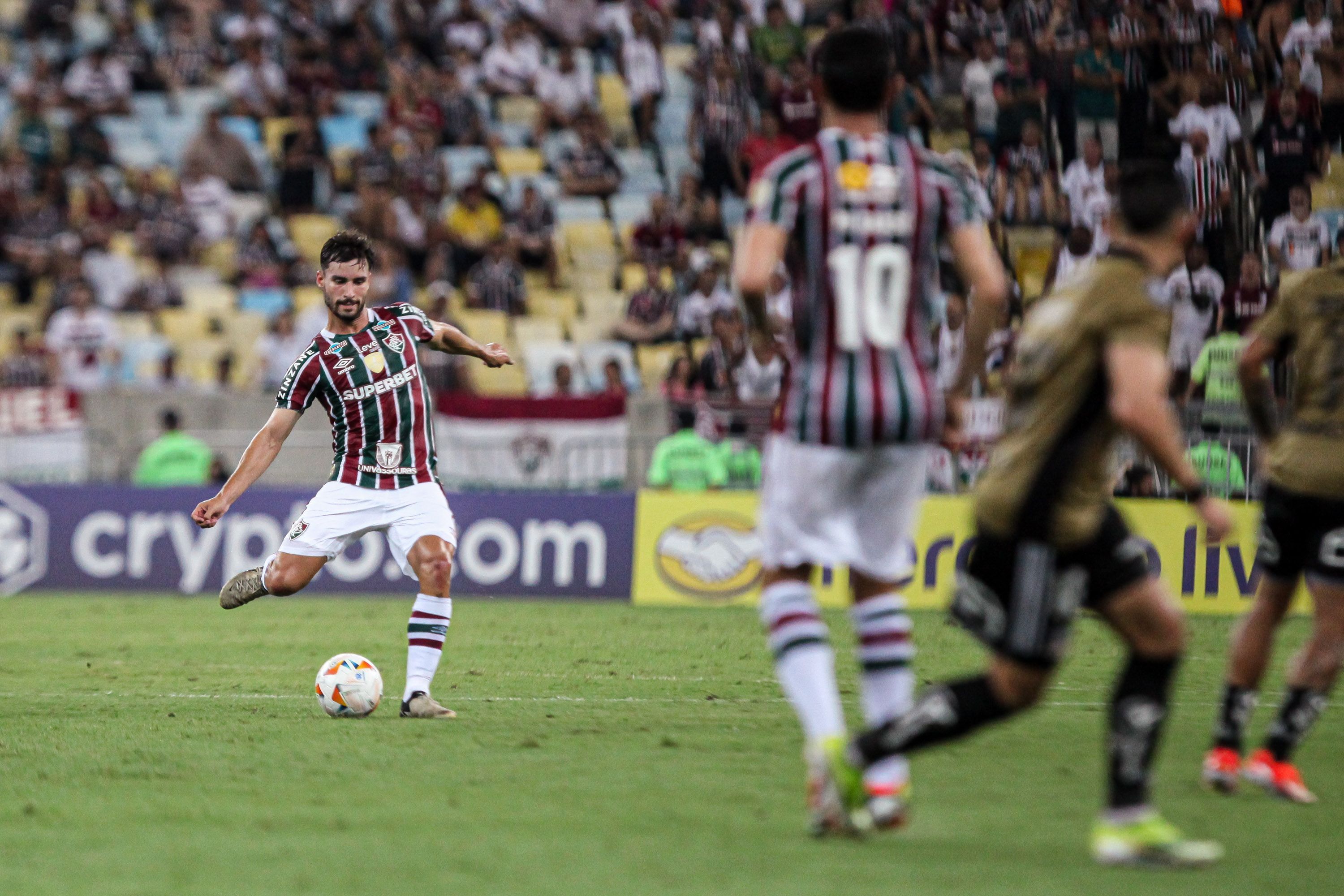 Martinelli vira o coringa da Fernando Diniz para sequência do ano no Fluminense