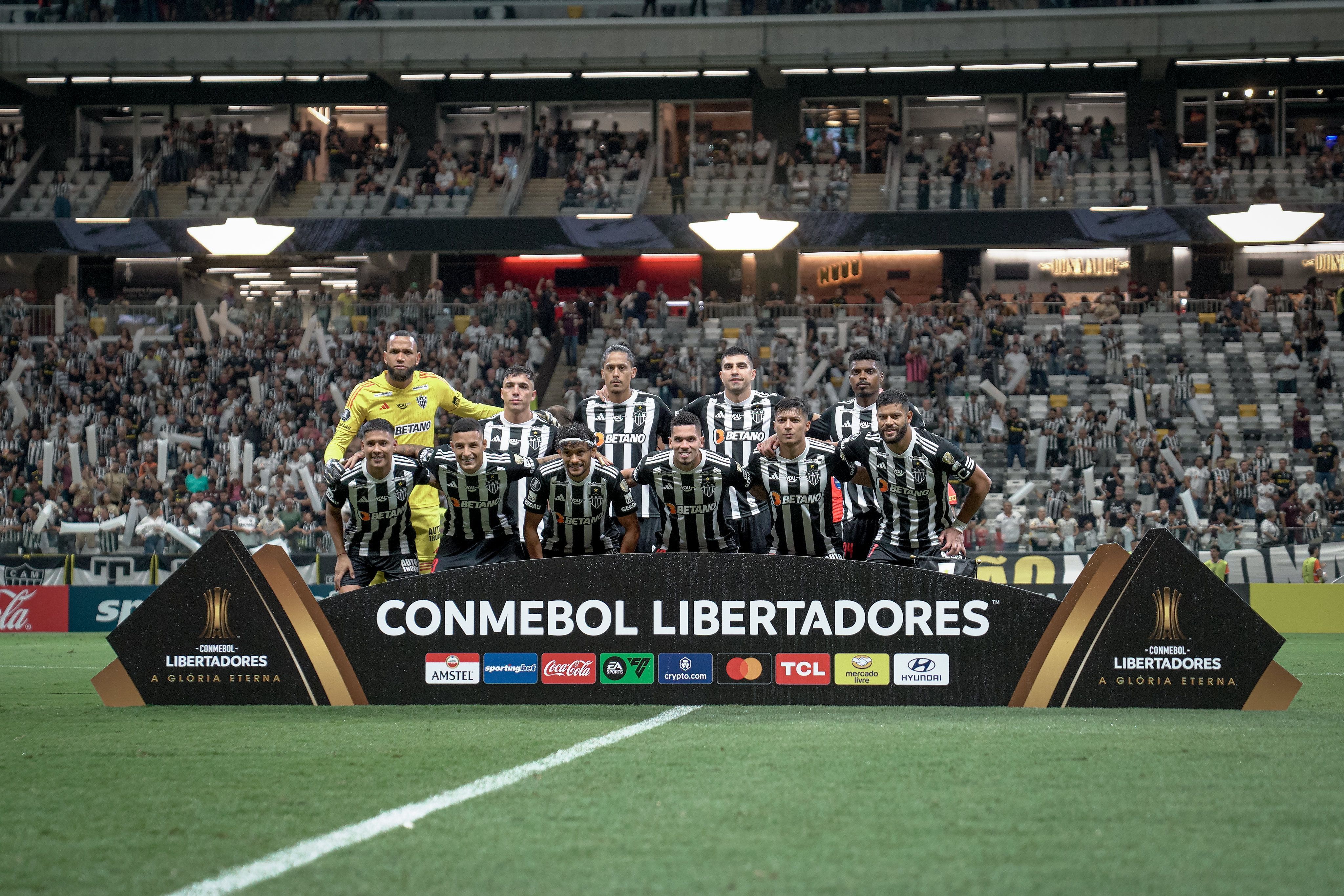 Atlético encara Peñarol-URU para encaminhar classificação na Libertadores