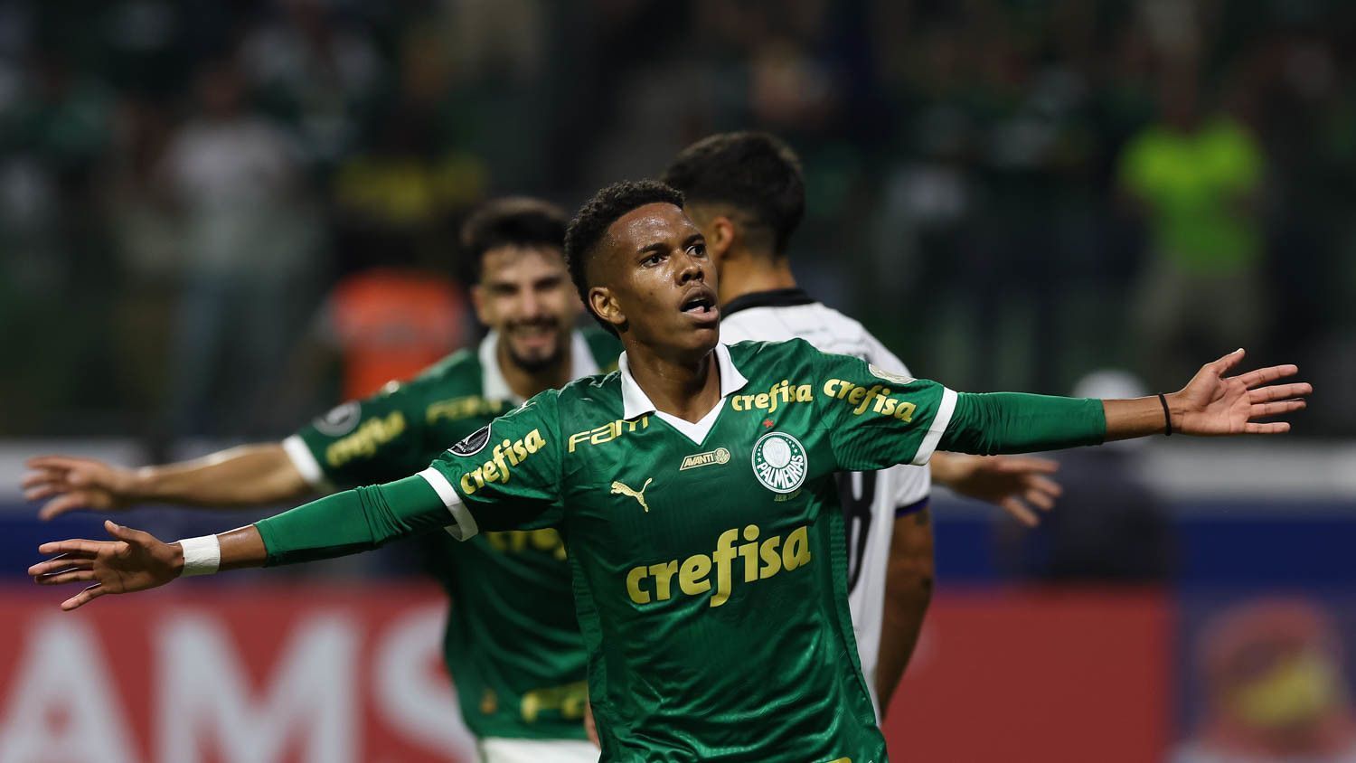 Como joia do Palmeiras deixou Cruzeiro e hoje vale R$ 245 milhões aos 16 anos