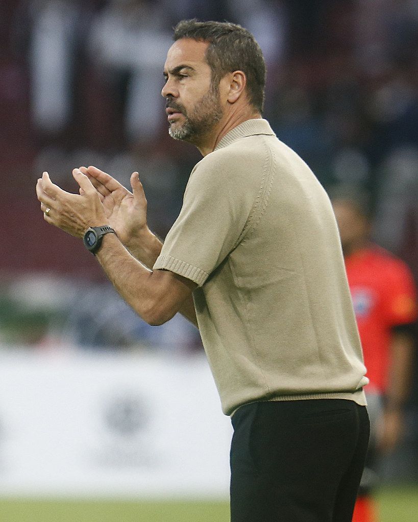Escalação do Botafogo: Artur Jorge arma time ofensivo para jogo com Cruzeiro