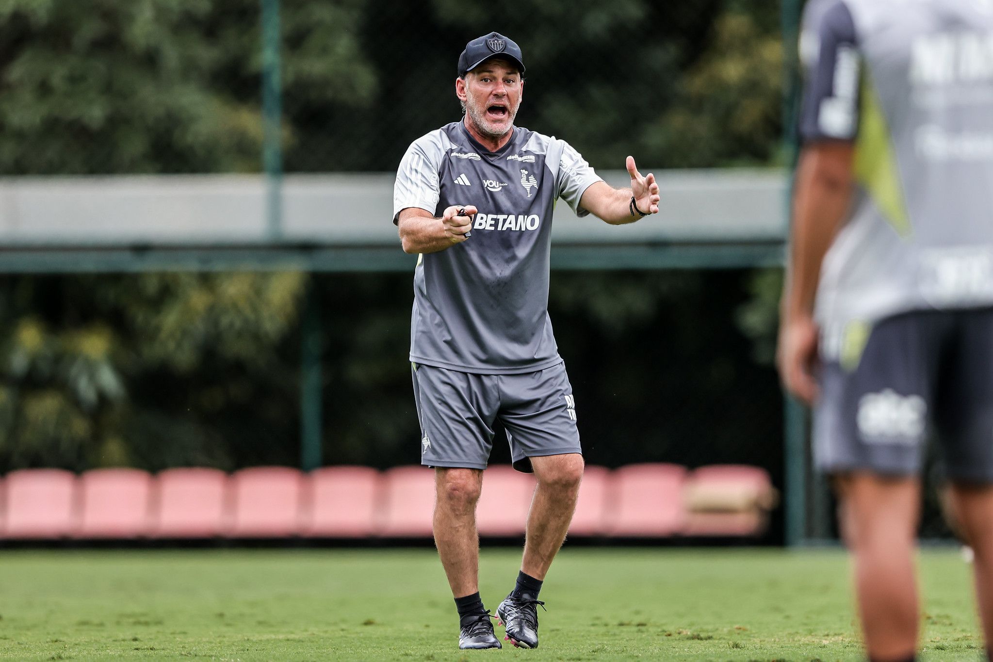 Atlético tem novidade nos relacionados para estreia no Brasileiro; veja lista