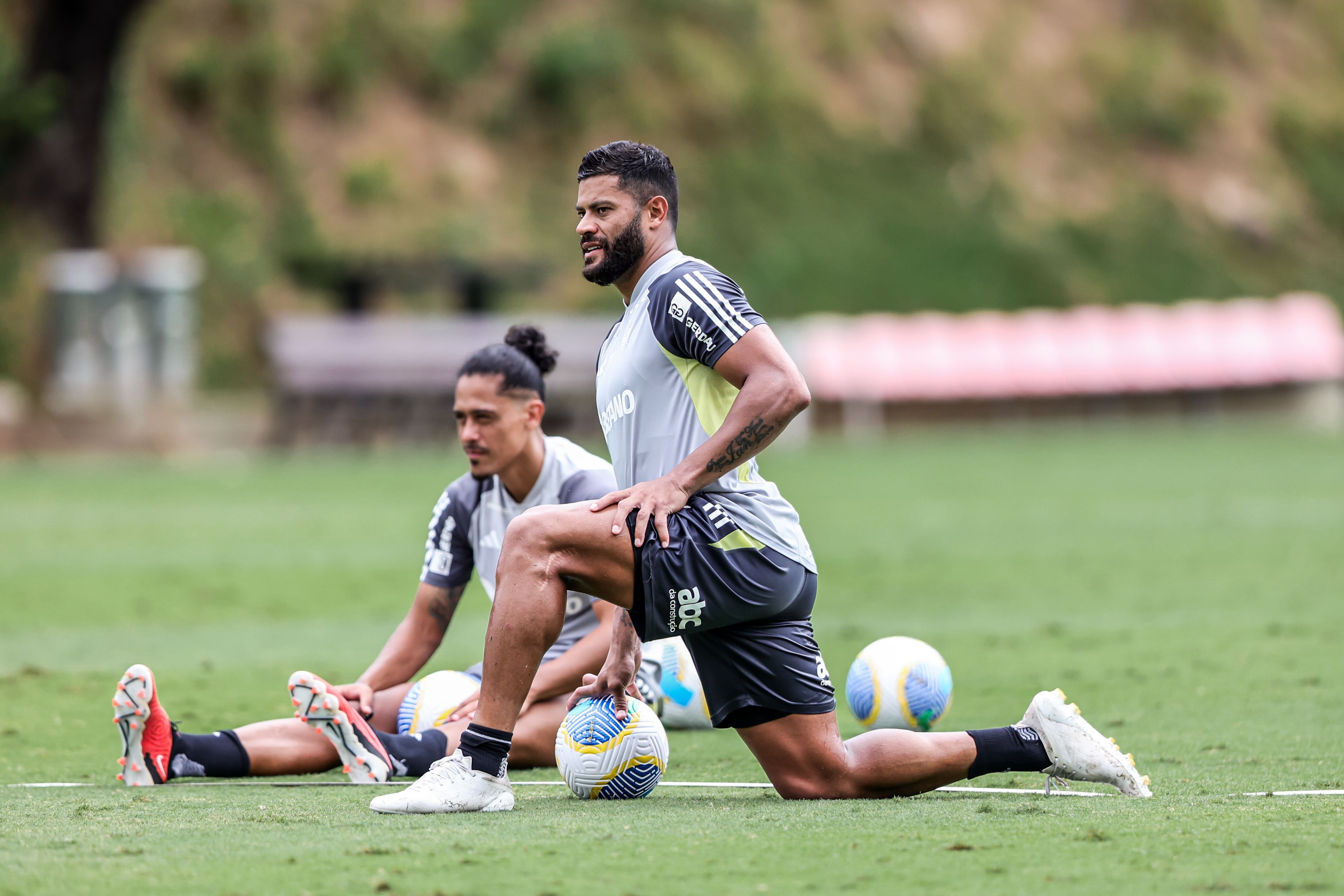 Comentaristas apostam em vitória do Atlético contra o Corinthians; confira