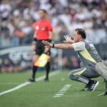 Entenda como escolha de Milito na escalação do Atlético surpreendeu o Corinthians