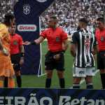 Árbitro de Corinthians x Atlético relata xingamentos das duas diretorias