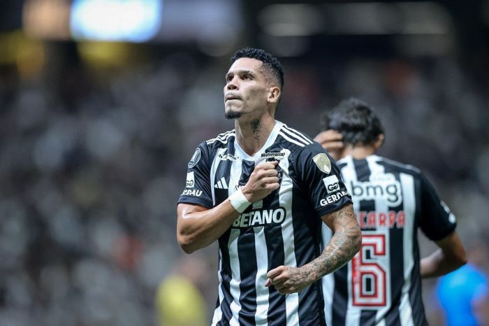 Paulinho é o artilheiro da Arena MRV, com 12 gols marcados