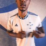 Mattos revela reunião do Cruzeiro com Adidas e renovação de patrocínio milionário