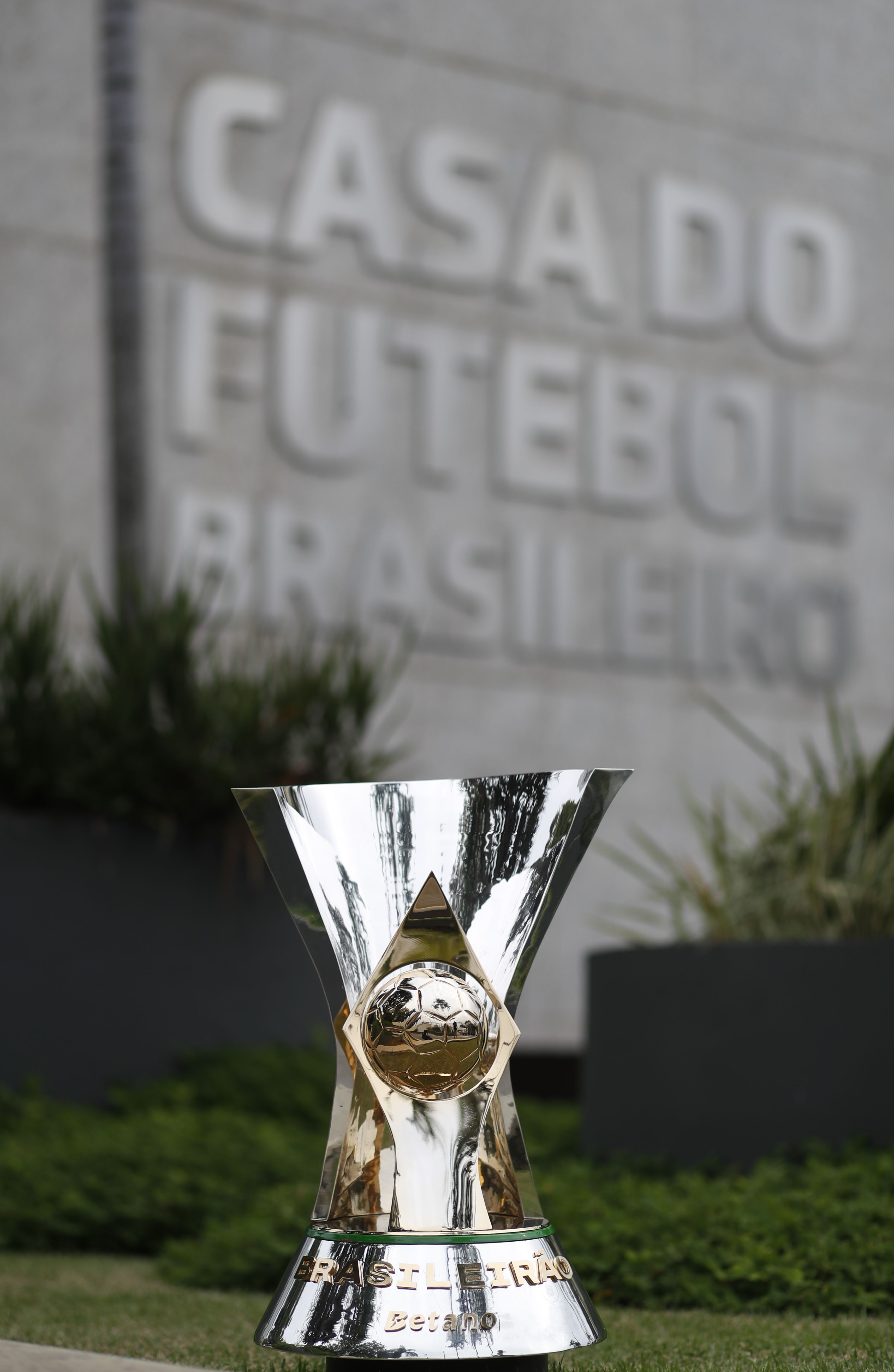Casa de apostas faz 'previsões' de rebaixamento e título para o Brasileirão