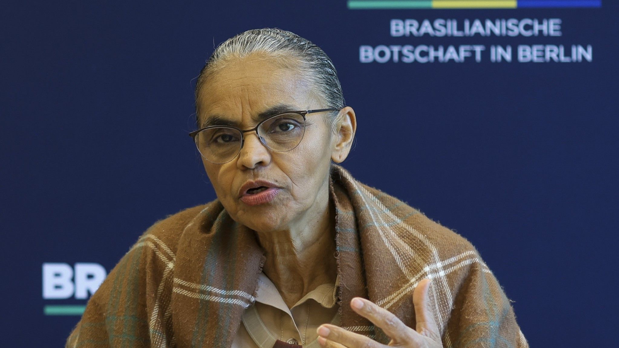 Marina Silva recebe alta médica após passar por exames, em Brasília