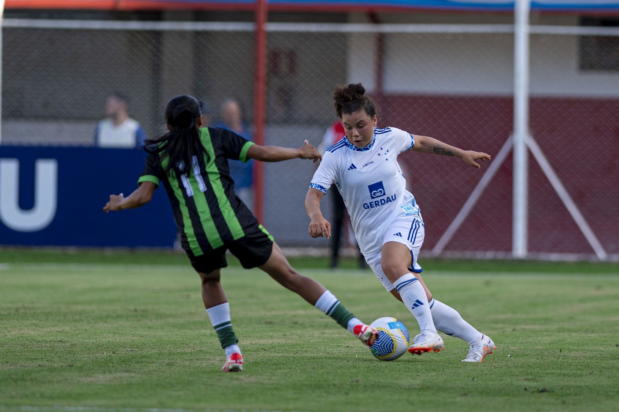 Cresce percentual de quem assiste ao futebol feminino frequentemente, mostra pesquisa