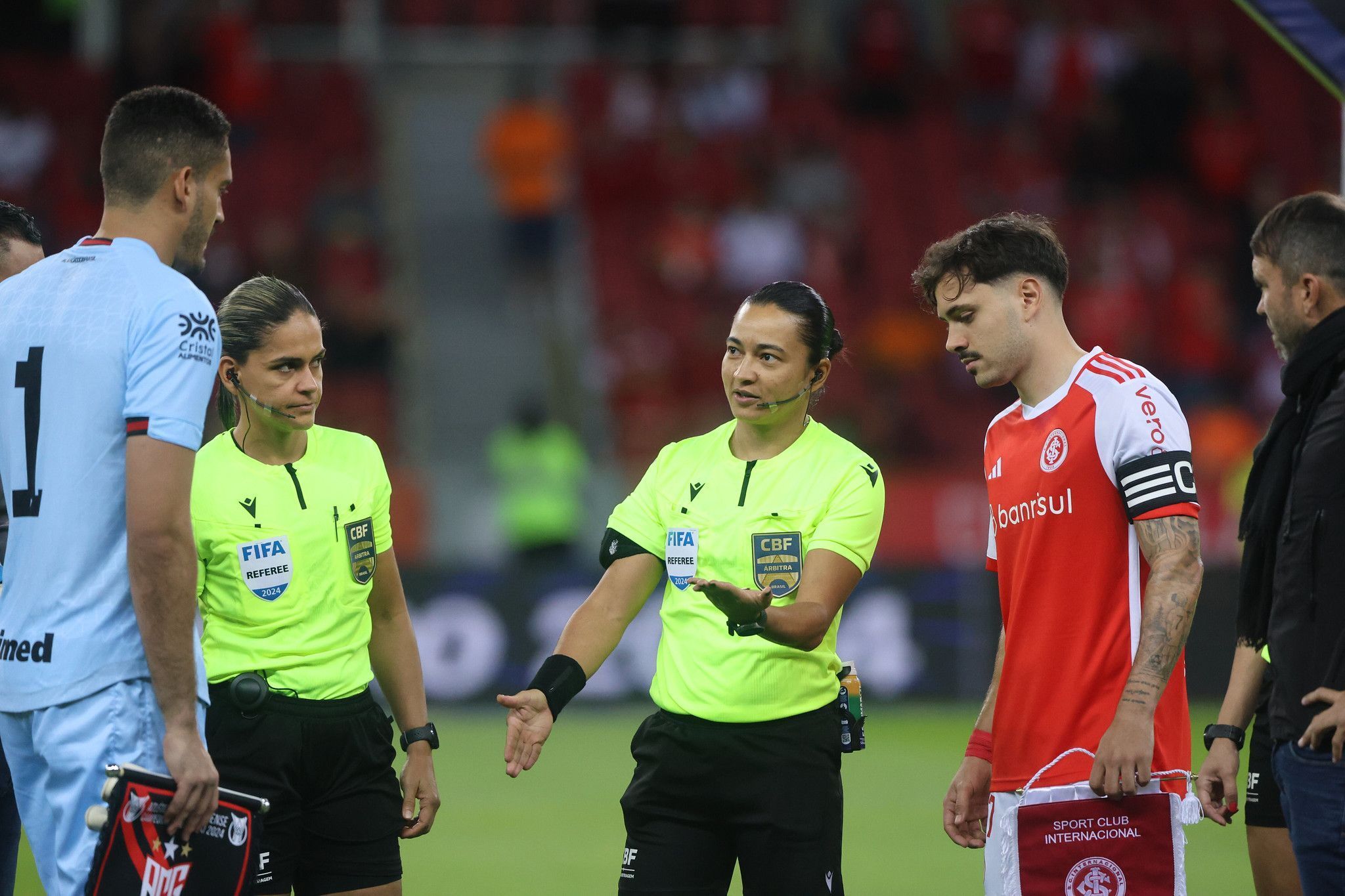 Inter afirma que irá reclamar sobre arbitragem do empate com Atlético-GO na CBF