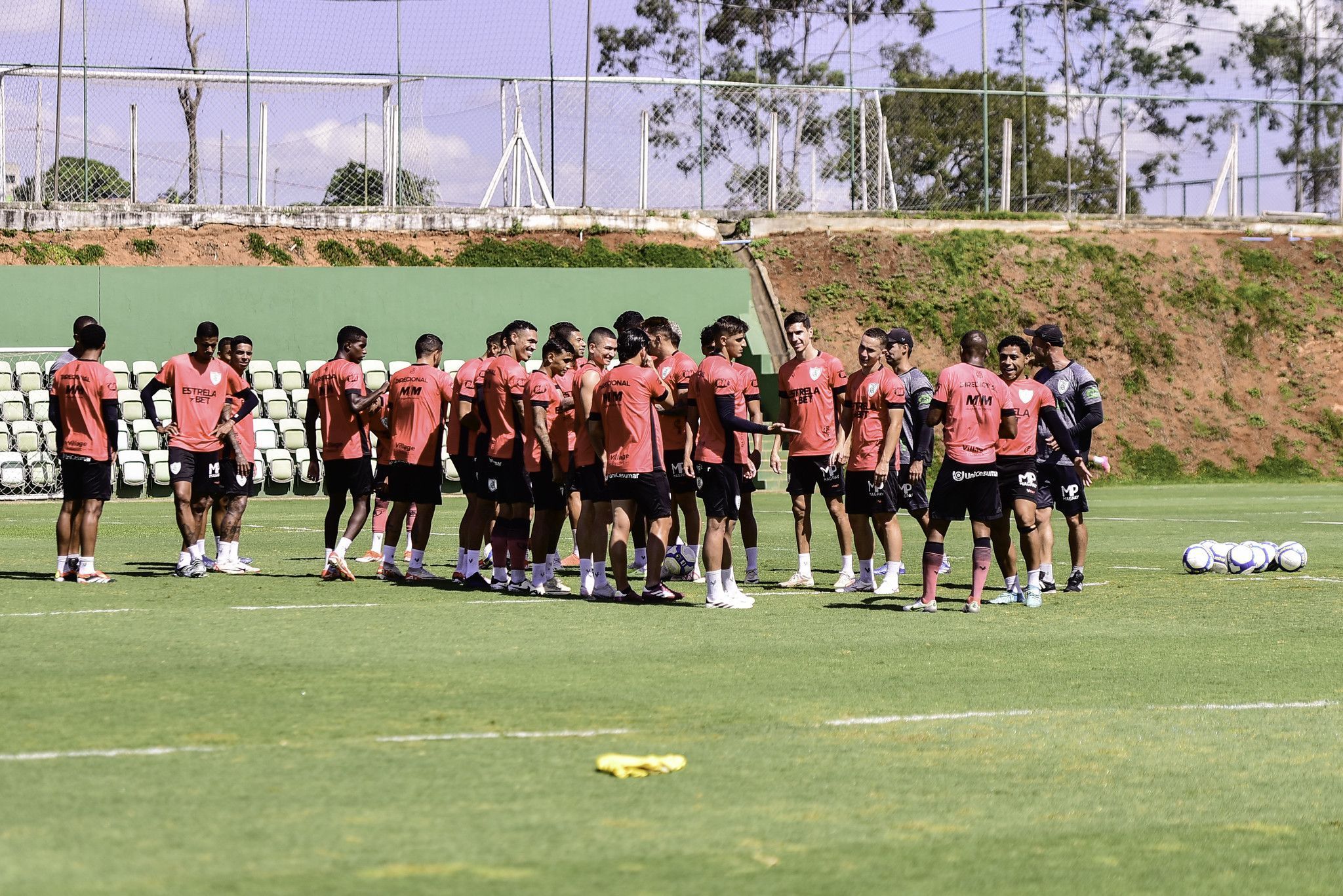 Titular do América é liberado pelo DM e pode ser reforço na Série B