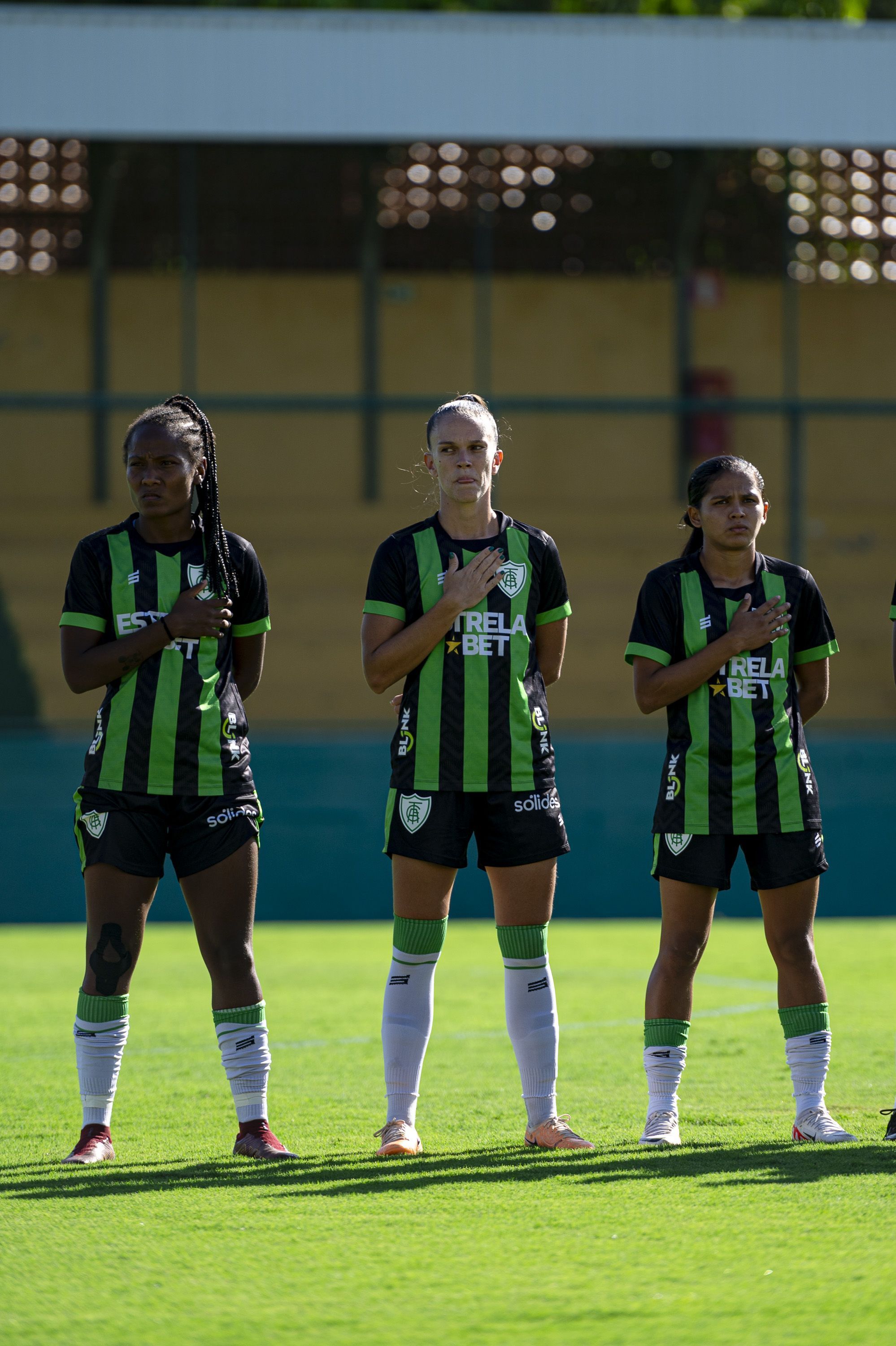 Ambicioso, América recebe Flamengo de olho no topo do Brasileiro Feminino