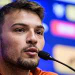 Ex-Grêmio, novo goleiro do Cruzeiro se solidariza com povo gaúcho
