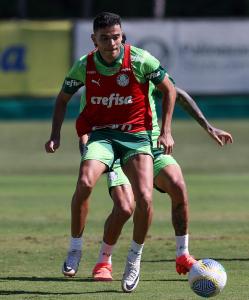 Bruno Rodrigues assume vaga como titular contra Inter de Limeira
