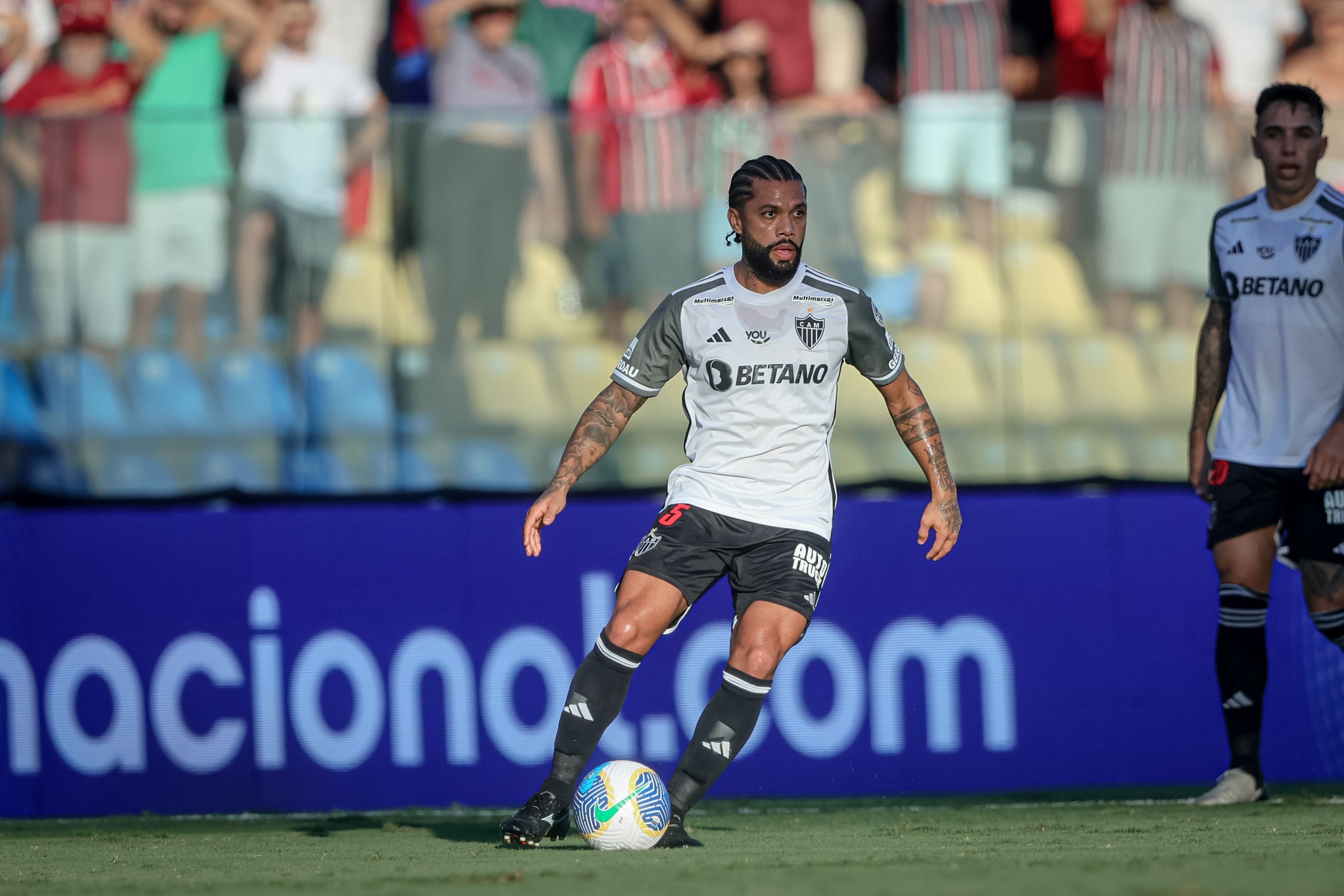 Otávio, do Atlético, é destaque defensivo do Campeonato Brasileiro; veja números
