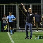 Cauan de Almeida exalta elenco do América na Série B e projeta acesso 'jogo a jogo'