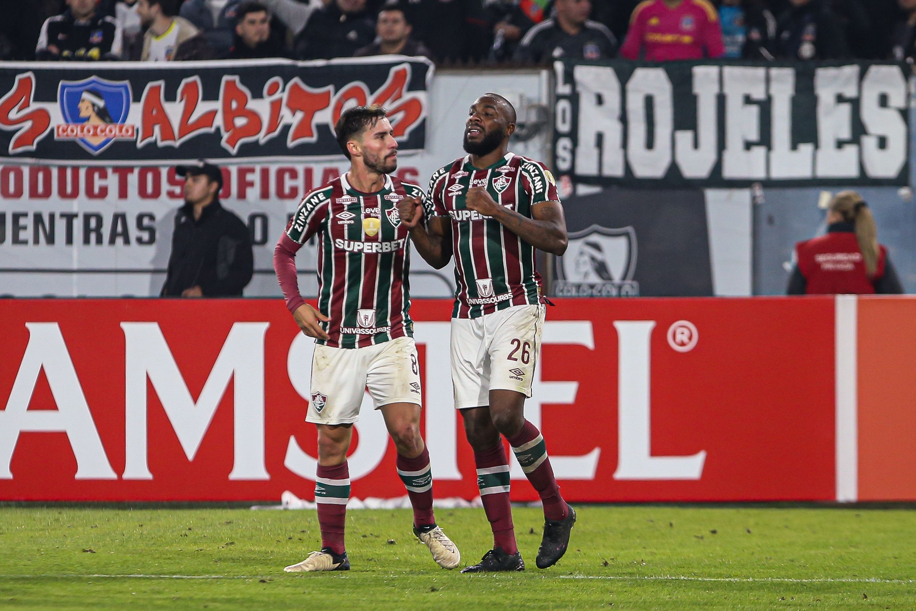 Fluminense supera pressão e vence o Colo-Colo, no Chile, pela Libertadores