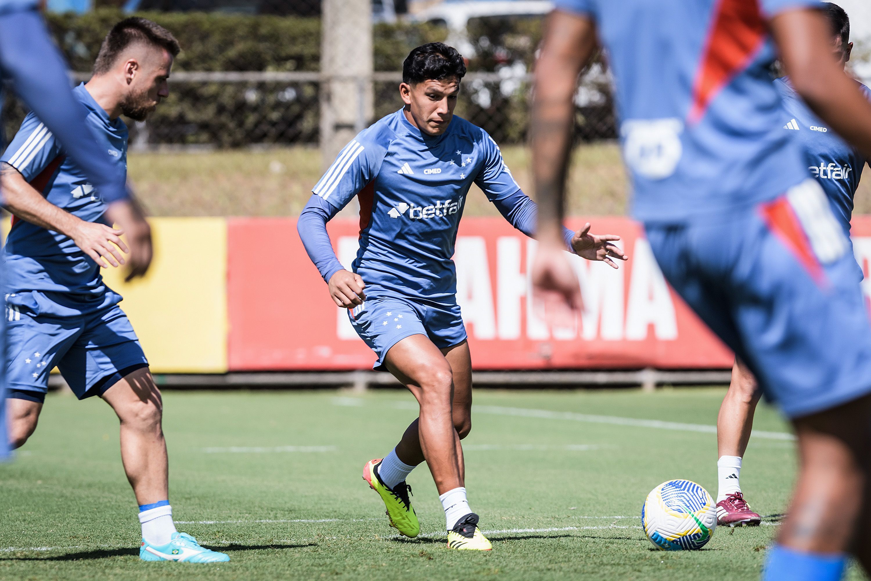 Atlético-GO x Cruzeiro: horário e onde assistir ao vivo pelo Campeonato Brasileiro