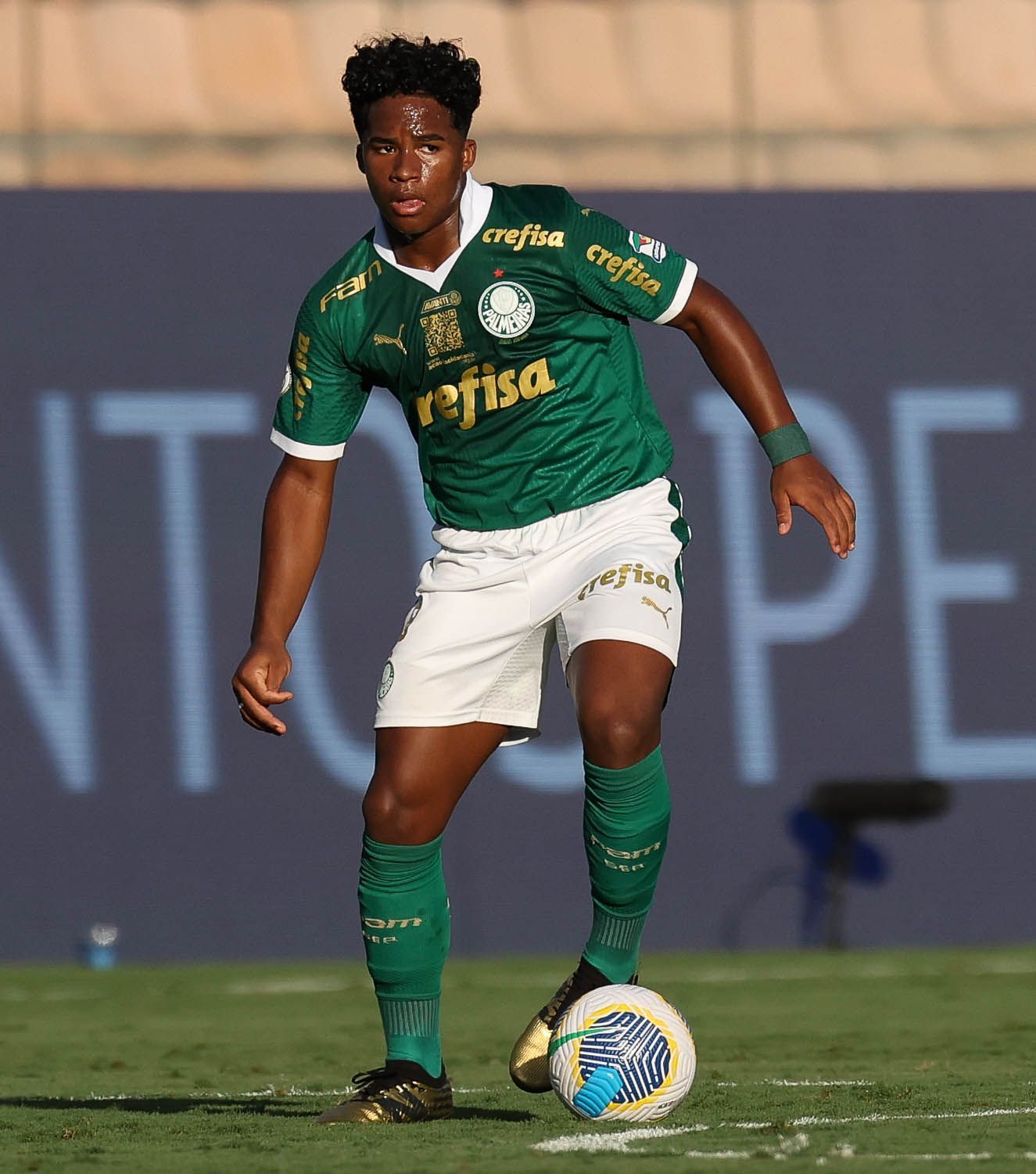 Finalistas da Champions, Real e Borussia investem em joias sul-americanas