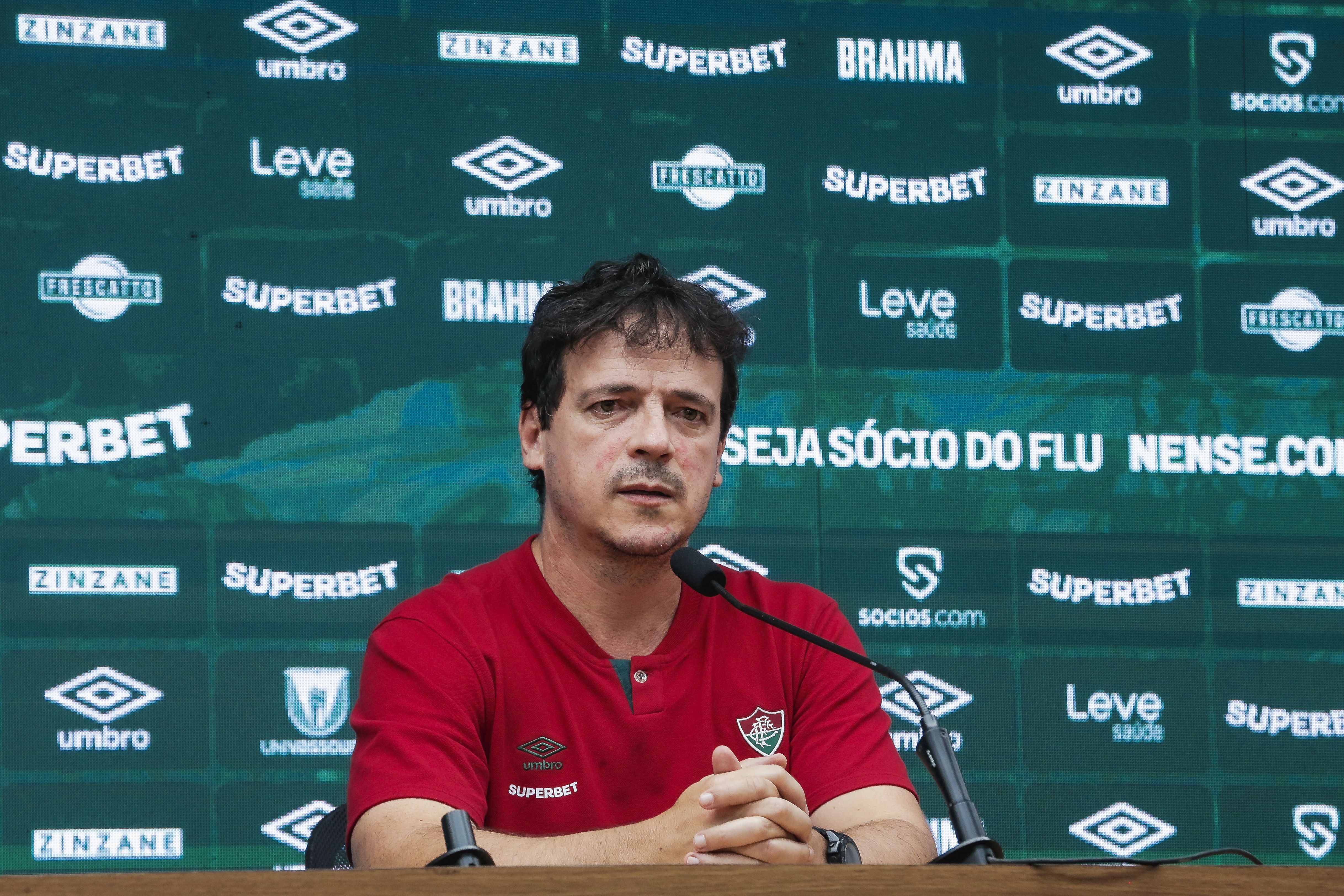 Fernando Diniz valoriza classificação antecipada do Fluminense na Libertadores