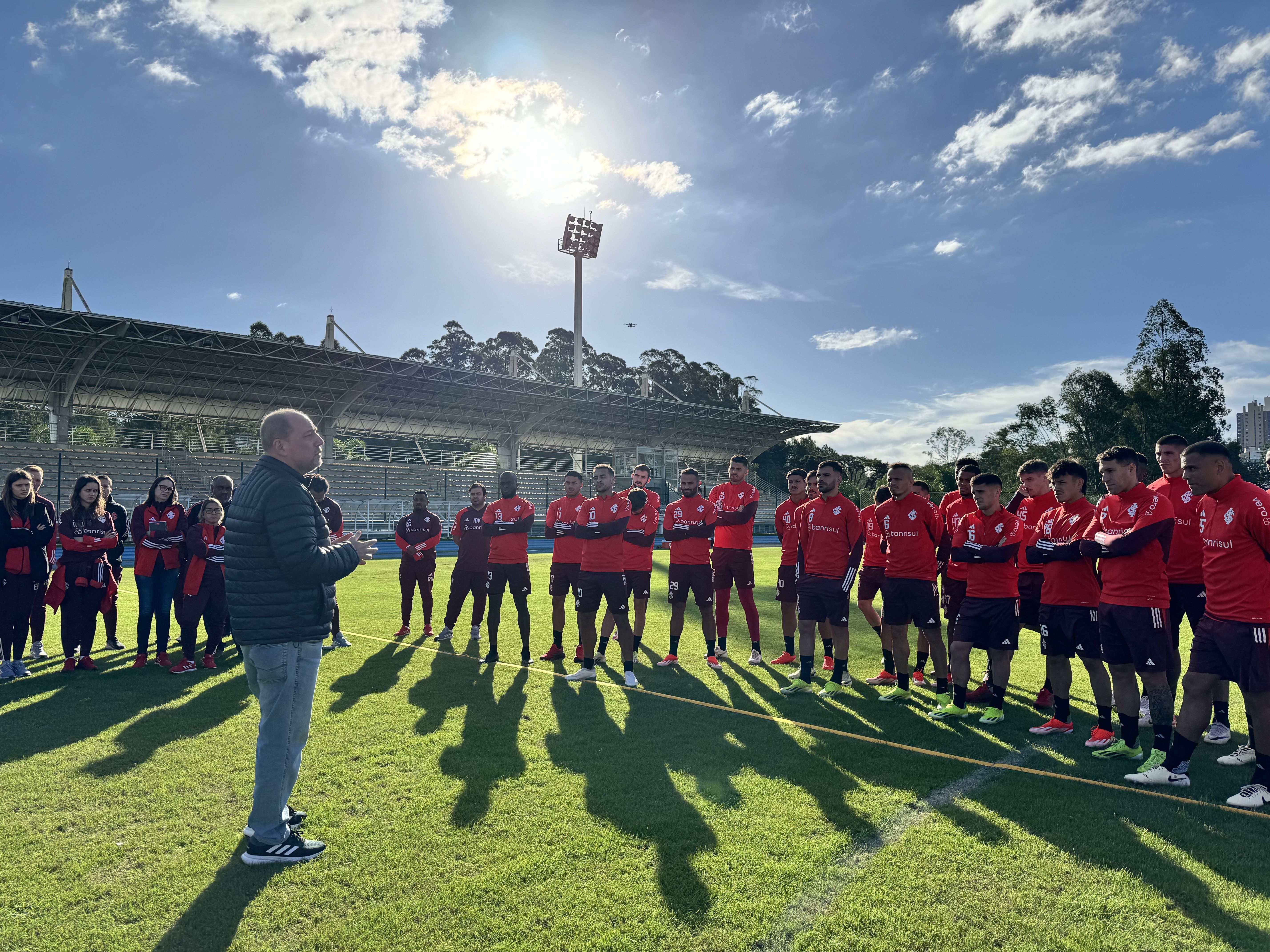 Inter fará treino solidário às vítimas das enchentes no RS