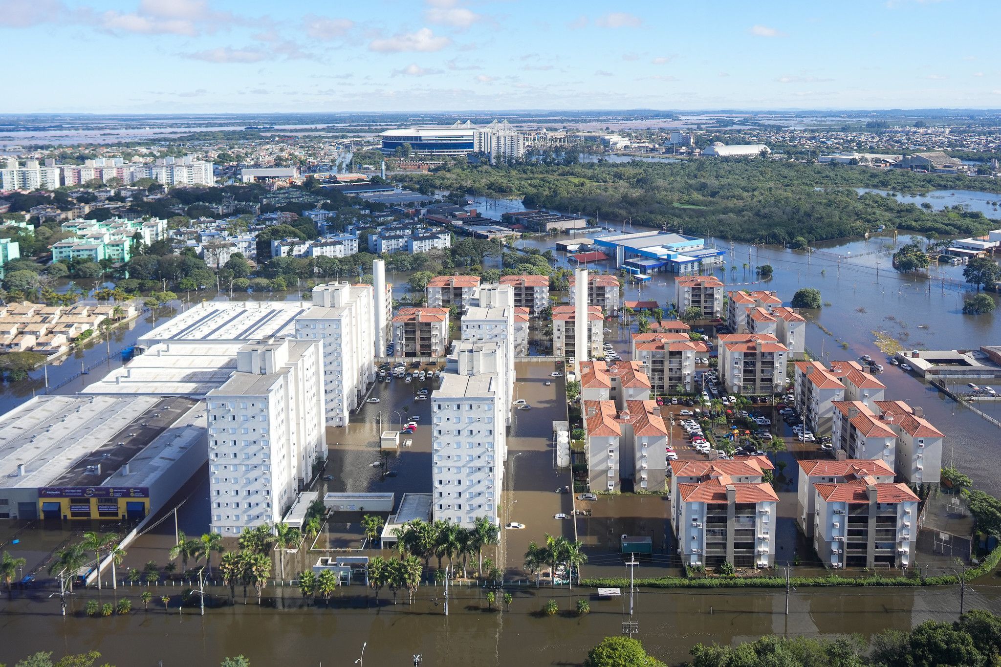 Inmet emite alerta vermelho de tempestade, granizo e alagamentos em 202 cidades do Sul