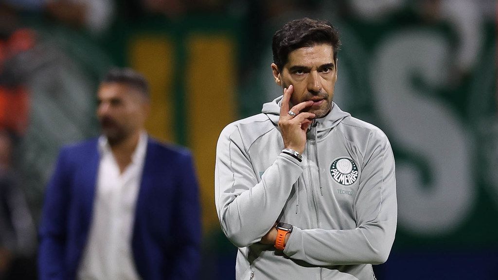 Pior temporada no Palmeiras não faz Abel Ferreira repensar futuro